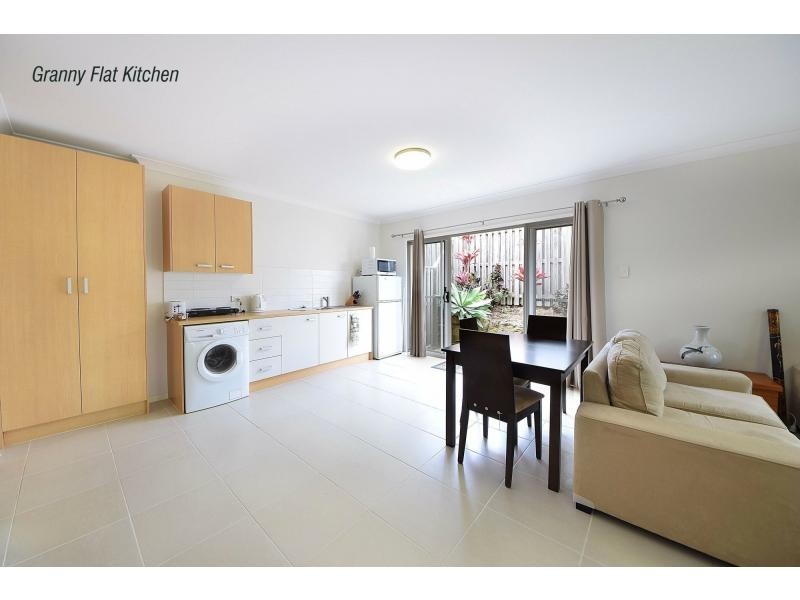 3 Perkins Close, Reedy Creek QLD 4227