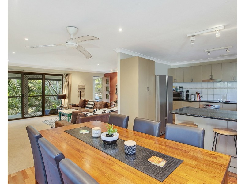 179 Ocean Parade, Burleigh Heads QLD 4220