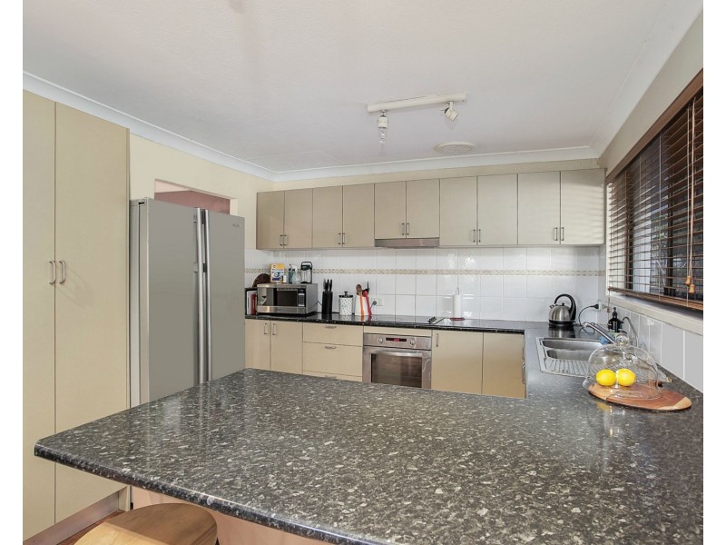 179 Ocean Parade, Burleigh Heads QLD 4220