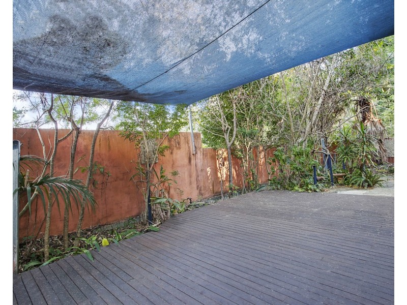 179 Ocean Parade, Burleigh Heads QLD 4220