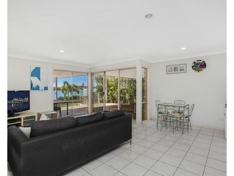 53 Wedgebill Parade, Burleigh Waters QLD 4220
