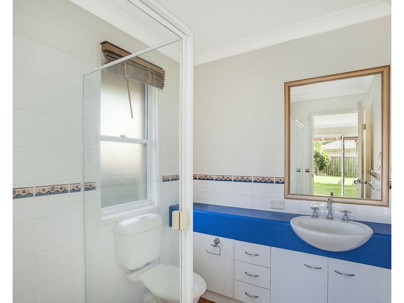 3 Casablanca Court, Burleigh Waters QLD 4220