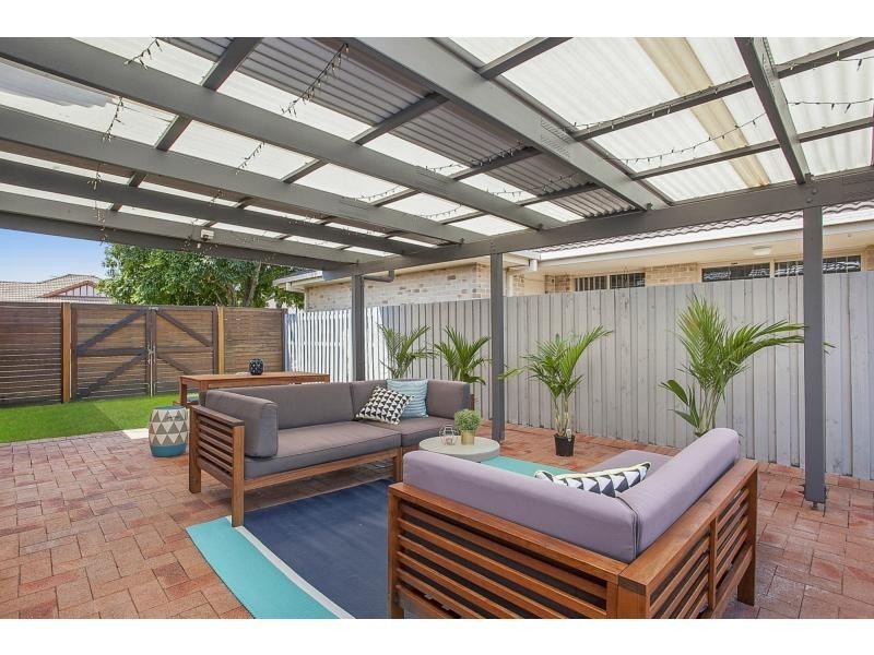 12 Nuthatch Street, Burleigh Waters QLD 4220
