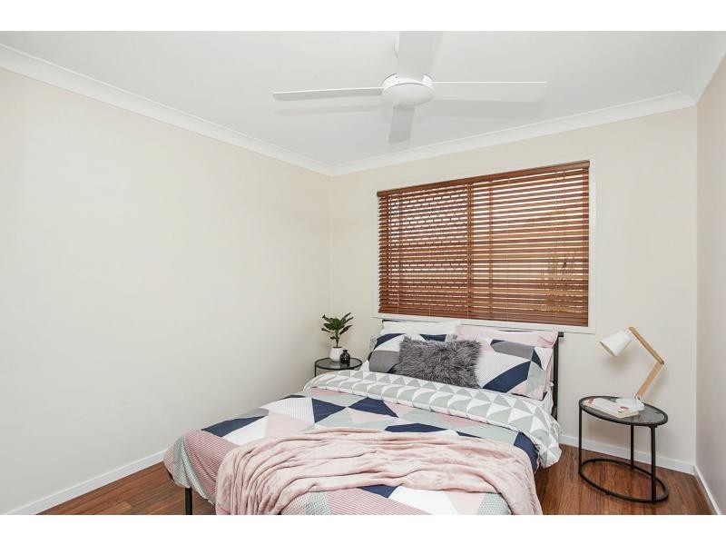 12 Nuthatch Street, Burleigh Waters QLD 4220