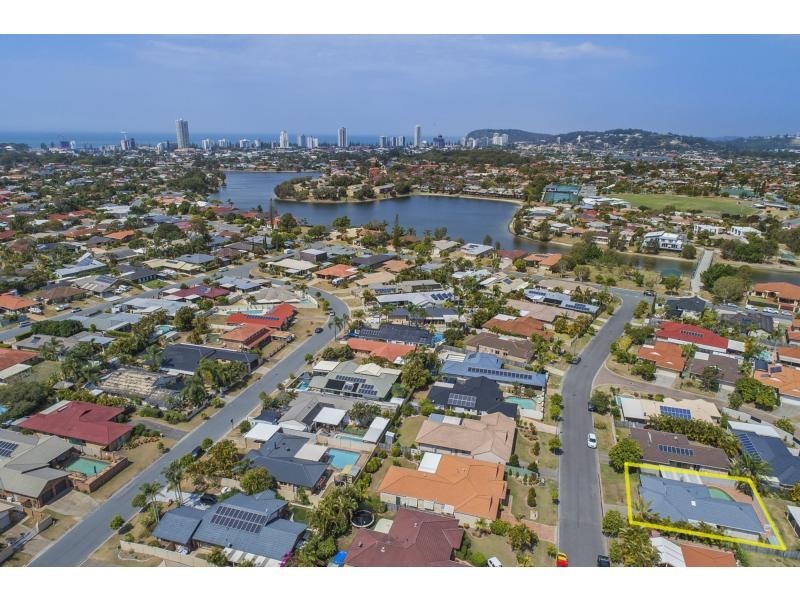12 Nuthatch Street, Burleigh Waters QLD 4220