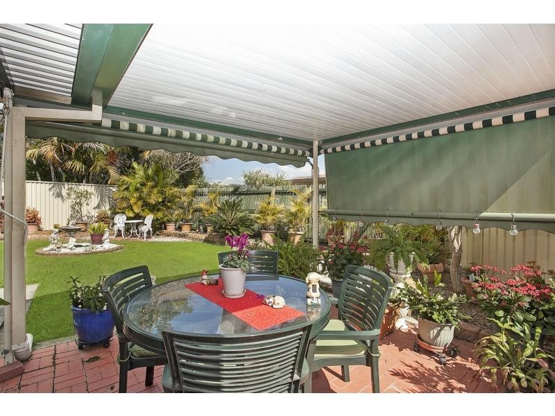 2/5 Chipwood Close, Burleigh Waters QLD 4220