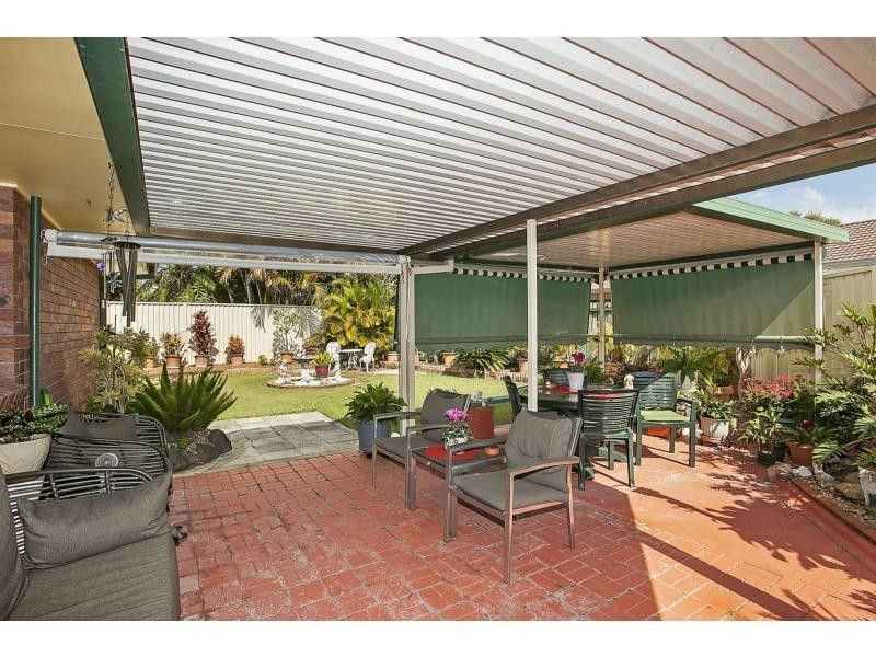 2/5 Chipwood Close, Burleigh Waters QLD 4220