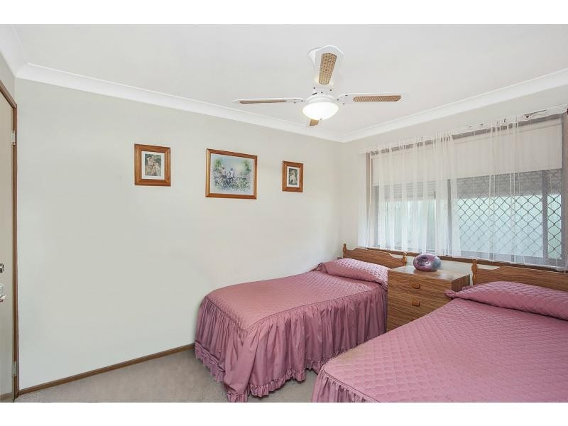 2/5 Chipwood Close, Burleigh Waters QLD 4220