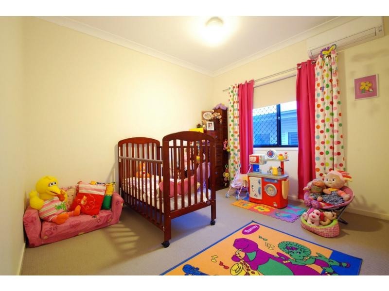 60 Hillcrest Parade, Miami QLD 4220