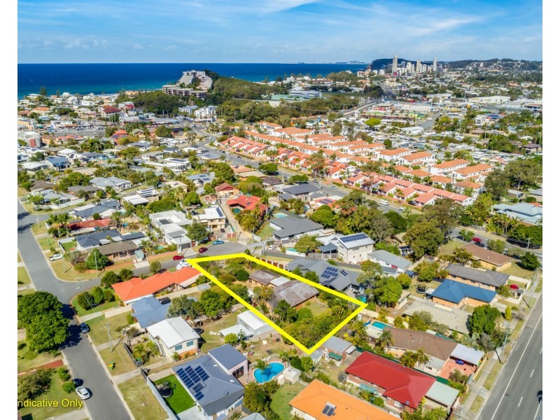 3 Anchor Court, Mermaid Waters QLD 4218