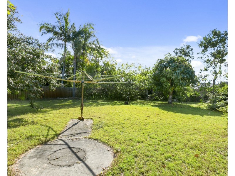 3 Anchor Court, Mermaid Waters QLD 4218