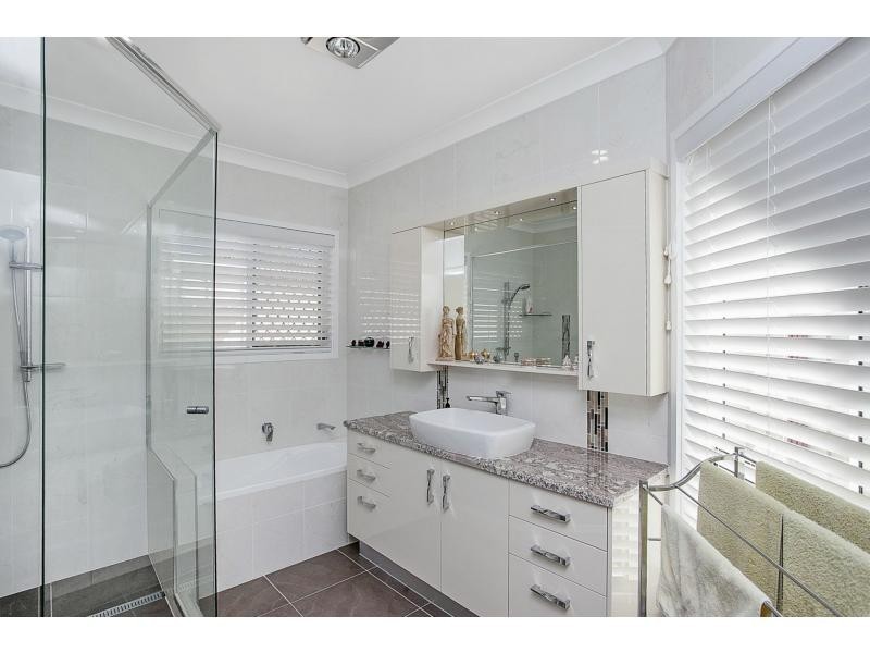14 Lanai Drive, Burleigh Waters QLD 4220