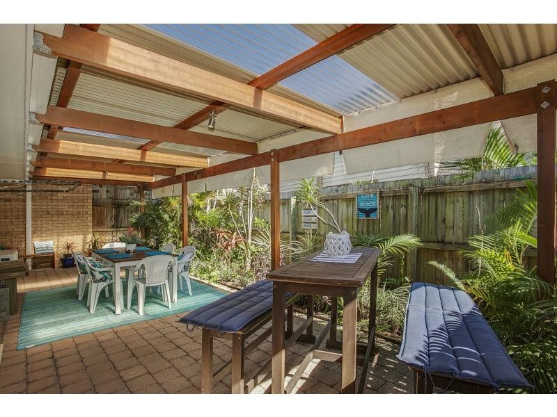 18/105 Christine Avenue, Burleigh Waters QLD 4220