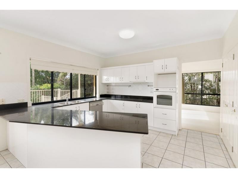 62 Sea Eagle Drive, Burleigh Waters QLD 4220