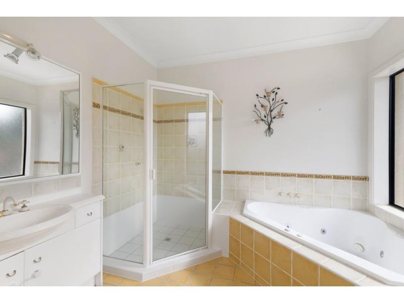 62 Sea Eagle Drive, Burleigh Waters QLD 4220