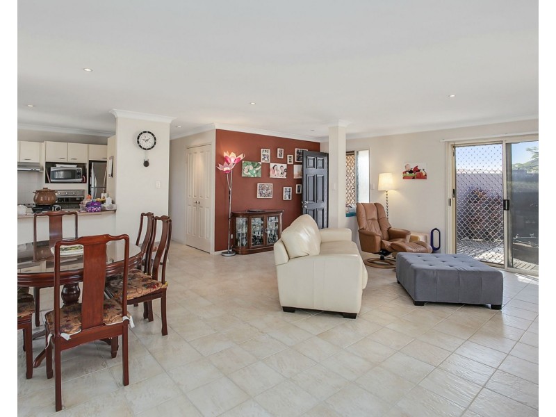 14 Raven Parade, Burleigh Waters QLD 4220