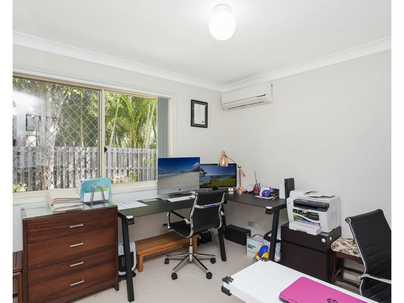 14 Raven Parade, Burleigh Waters QLD 4220