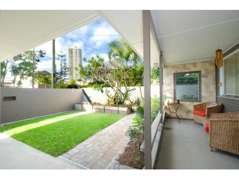 28 Diana Avenue, Burleigh Heads QLD 4220