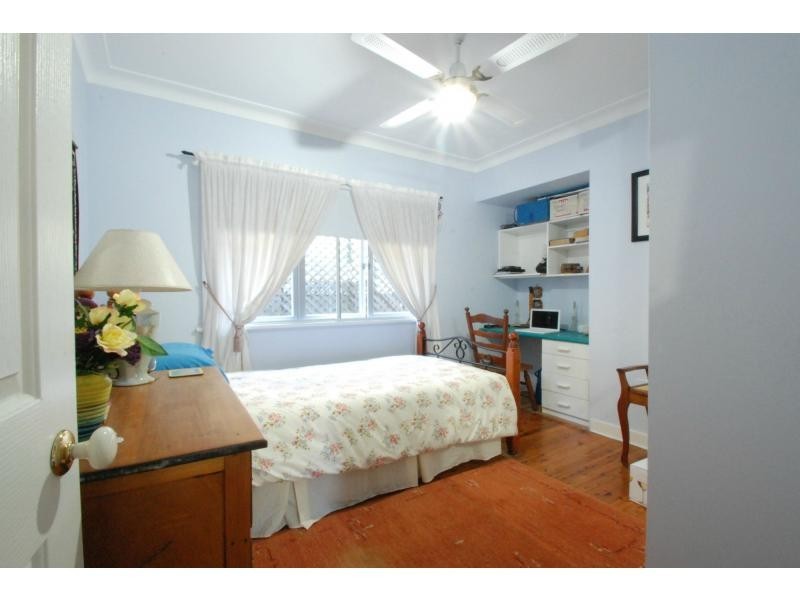 28 Diana Avenue, Burleigh Heads QLD 4220