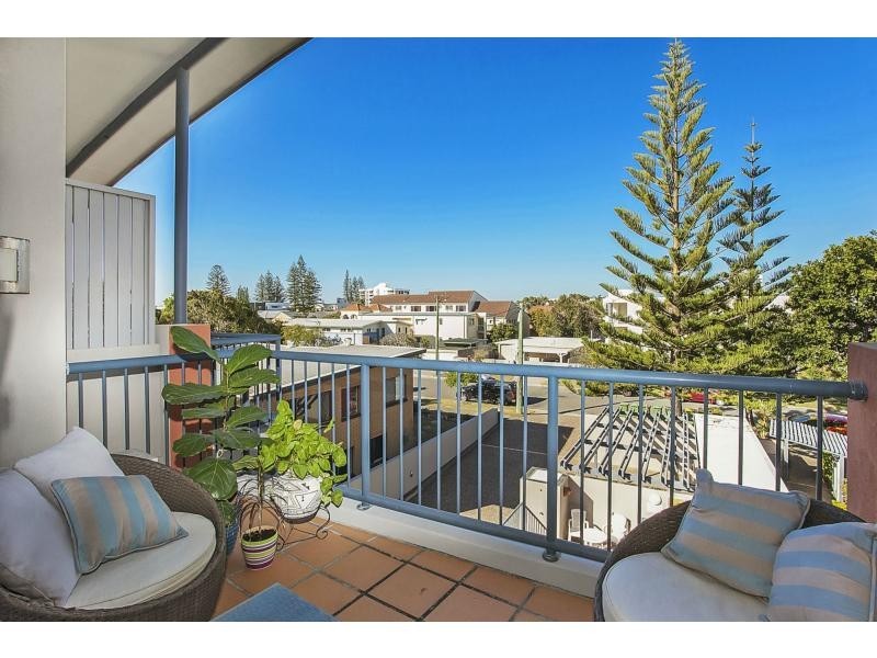 12/98-100 Petrel Avenue, Mermaid Beach QLD 4218