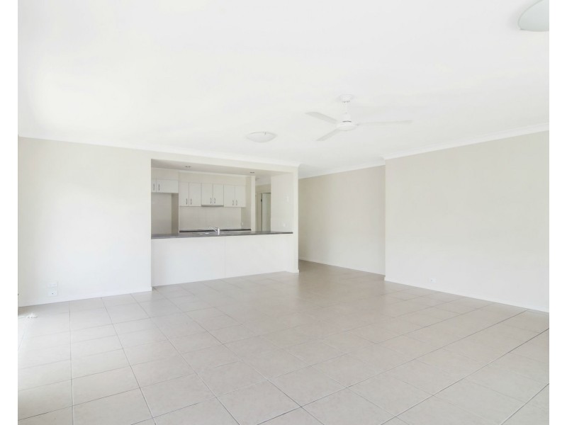 4 Kingair Road, Upper Coomera QLD 4209