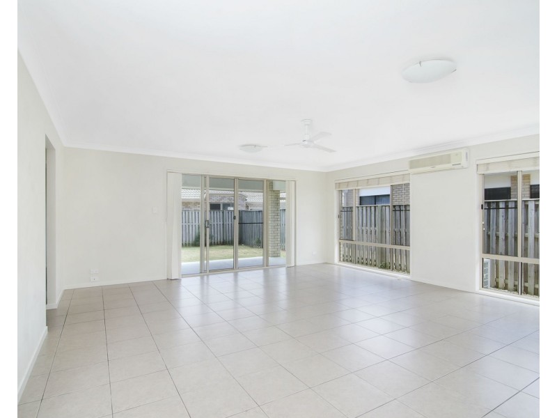 4 Kingair Road, Upper Coomera QLD 4209