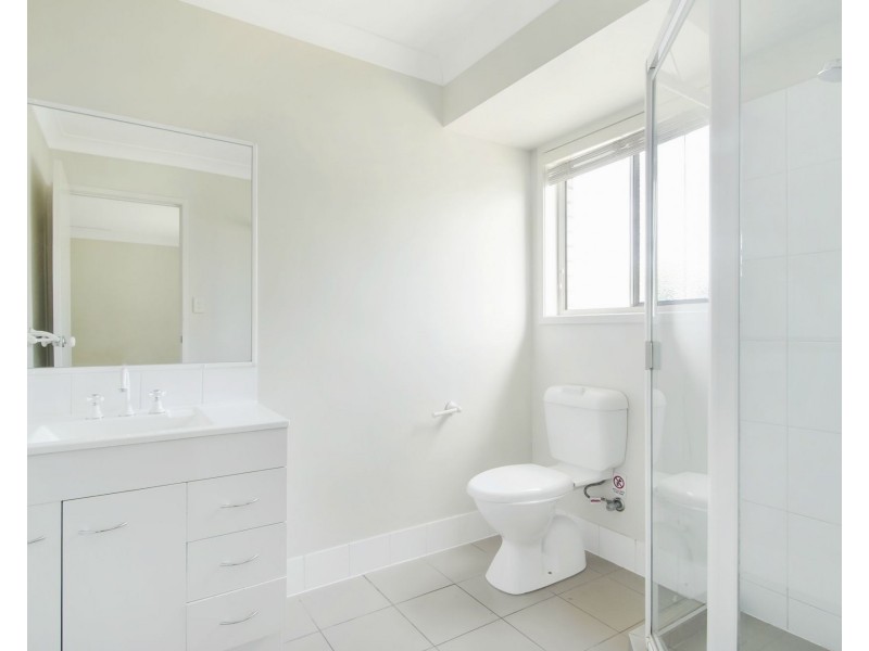 4 Kingair Road, Upper Coomera QLD 4209