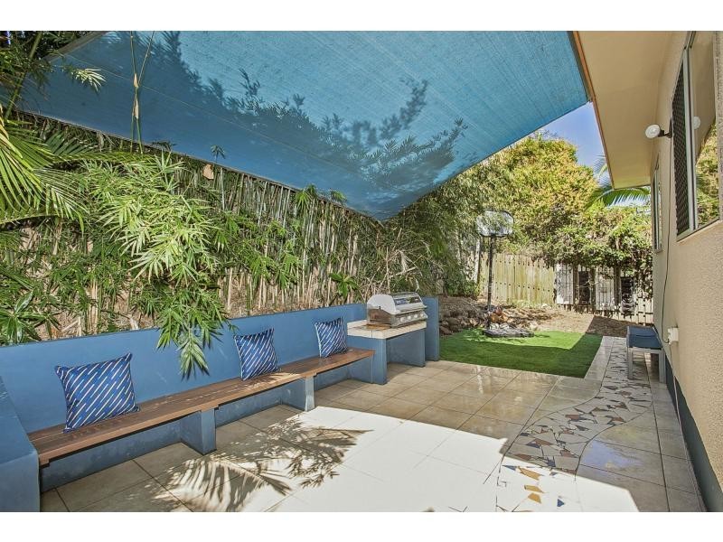 106 West Burleigh Road, Burleigh Heads QLD 4220