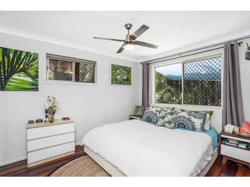 106 West Burleigh Road, Burleigh Heads QLD 4220