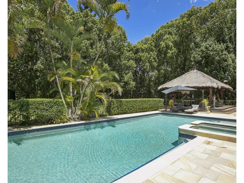 4 Cockatiel Place, Currumbin Waters QLD 4223
