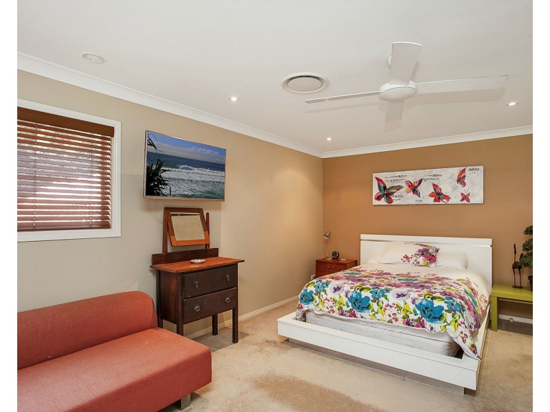 4 Cockatiel Place, Currumbin Waters QLD 4223