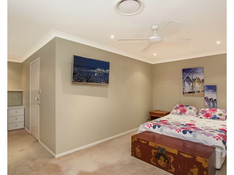 4 Cockatiel Place, Currumbin Waters QLD 4223