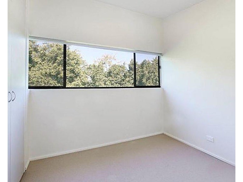 Broadbeach Waters QLD 4218