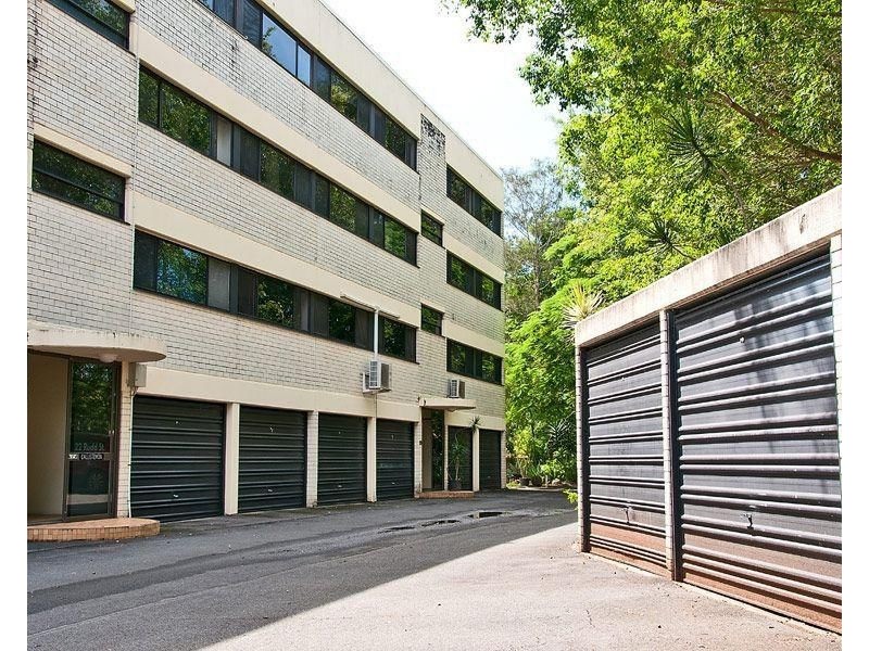 Broadbeach Waters QLD 4218