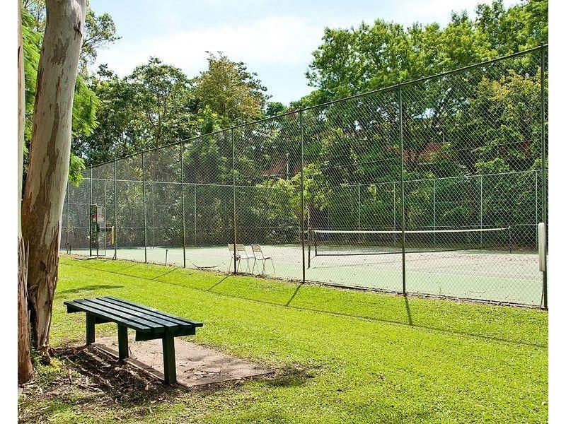 Broadbeach Waters QLD 4218