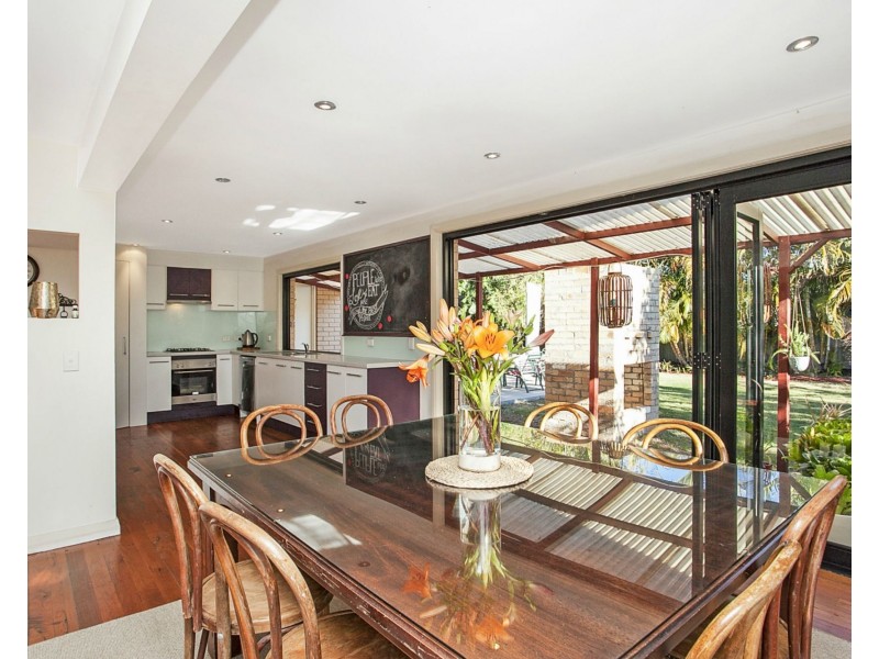 19 Bluejay Street, Burleigh Waters QLD 4220