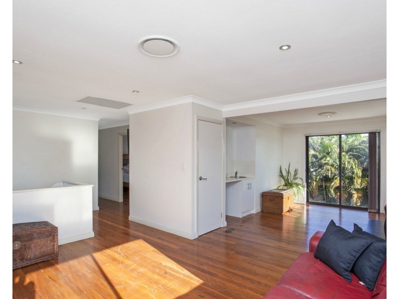 19 Bluejay Street, Burleigh Waters QLD 4220