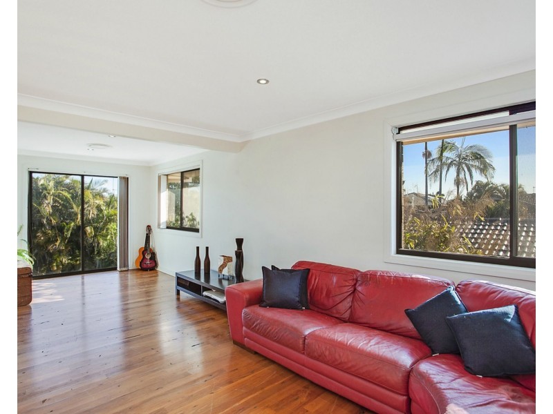 19 Bluejay Street, Burleigh Waters QLD 4220