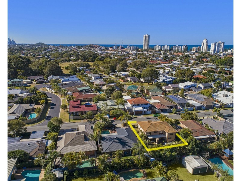 19 Bluejay Street, Burleigh Waters QLD 4220