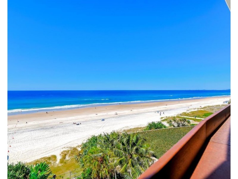 4 ‘Jade’ 35 Northcliffe Terrace, Surfers Paradise QLD 4217