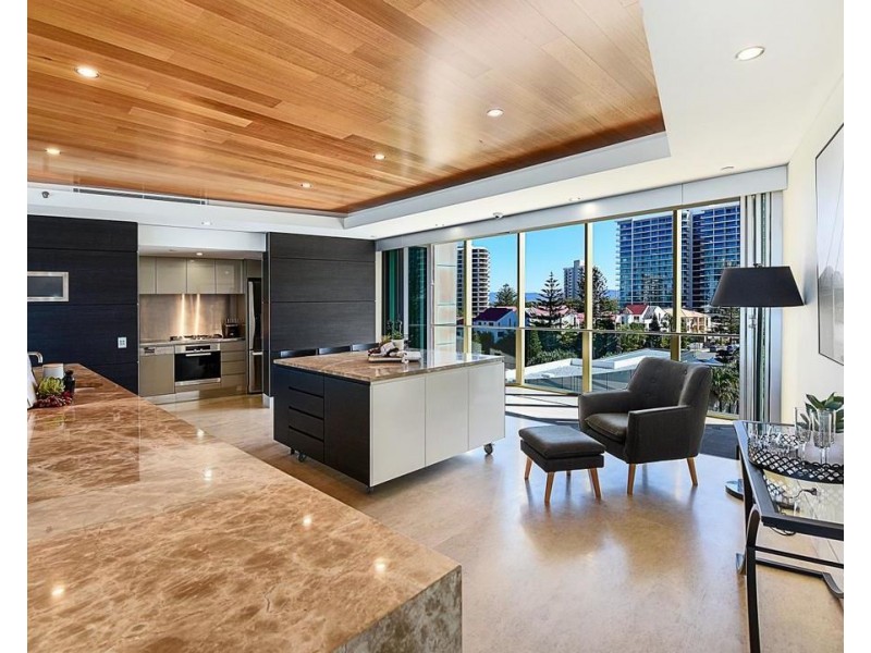 4 ‘Jade’ 35 Northcliffe Terrace, Surfers Paradise QLD 4217