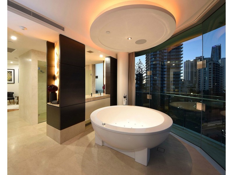 4 ‘Jade’ 35 Northcliffe Terrace, Surfers Paradise QLD 4217