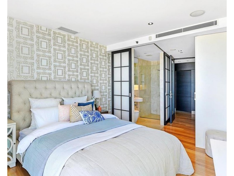 4 ‘Jade’ 35 Northcliffe Terrace, Surfers Paradise QLD 4217