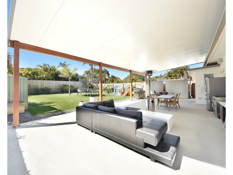 18 Acanthus Avenue, Burleigh Heads QLD 4220