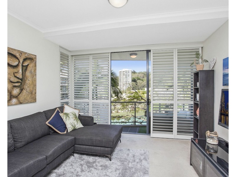 2046/1 Ocean Street, Burleigh Heads QLD 4220