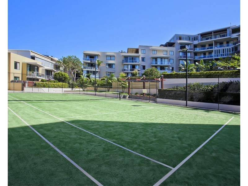 2046/1 Ocean Street, Burleigh Heads QLD 4220