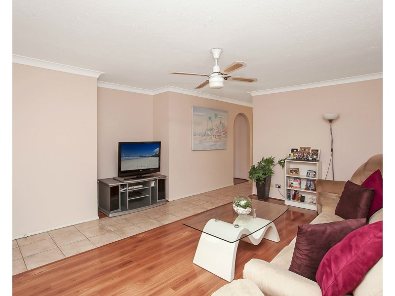 1/107 Treeview Drive, Burleigh Waters QLD 4220