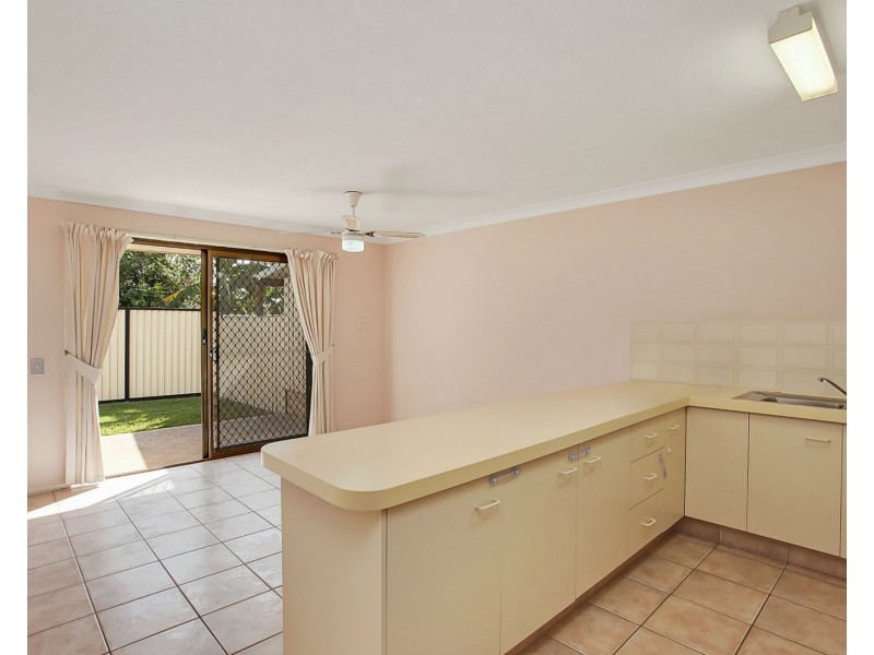 1/107 Treeview Drive, Burleigh Waters QLD 4220