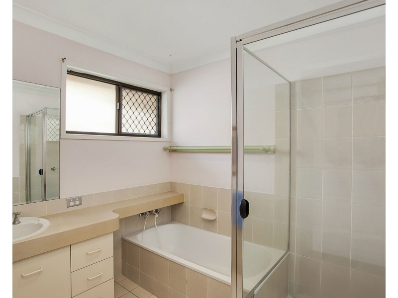 1/107 Treeview Drive, Burleigh Waters QLD 4220