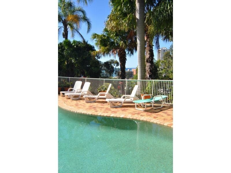 20/14 Brake Street, Burleigh Heads QLD 4220